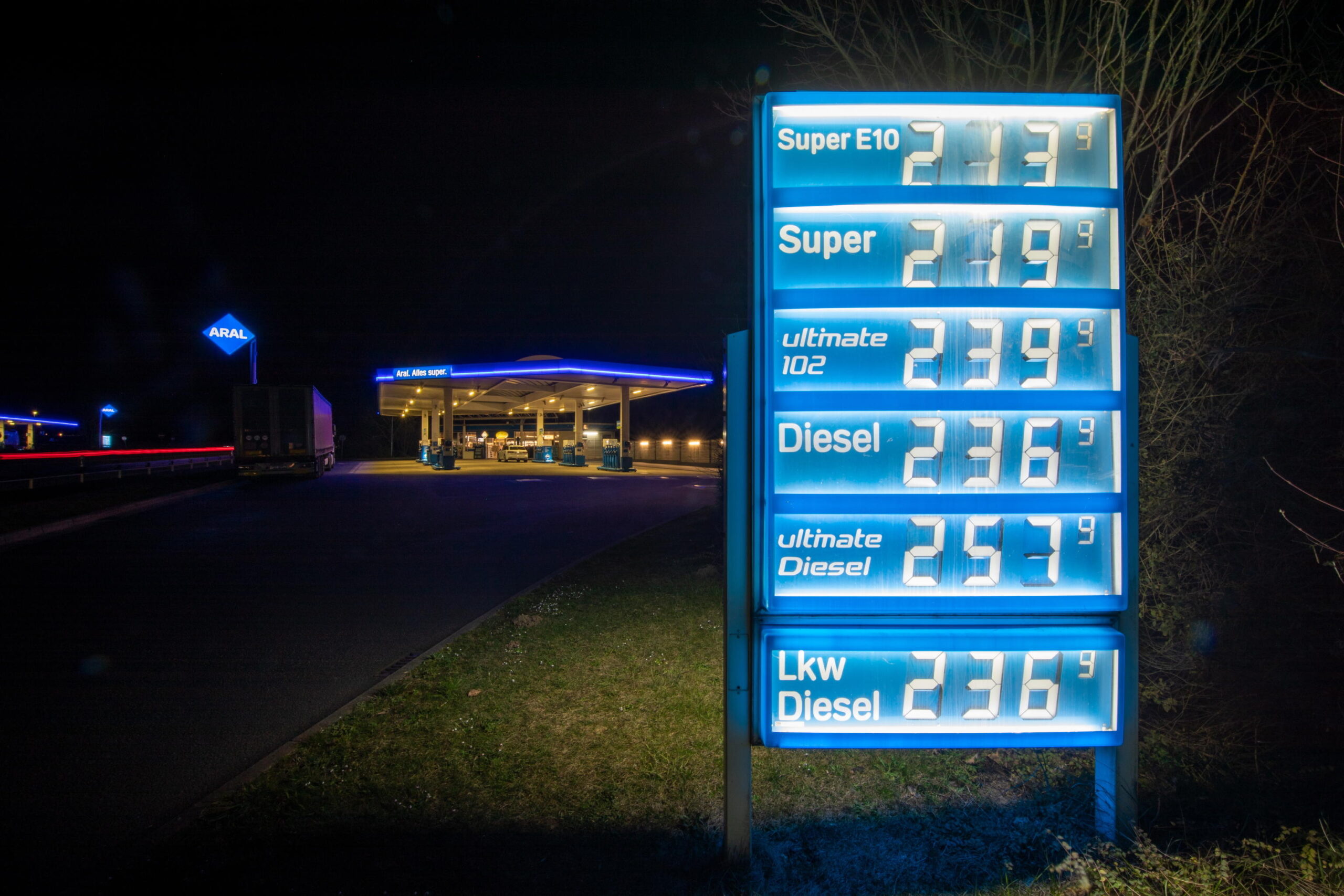 Codacons presenta un esposto sull’aumento dei prezzi del carburante