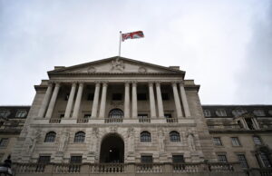 BoE, tassi al 2,25%: mai così dal 2008. In  recessione da terzo trimestre