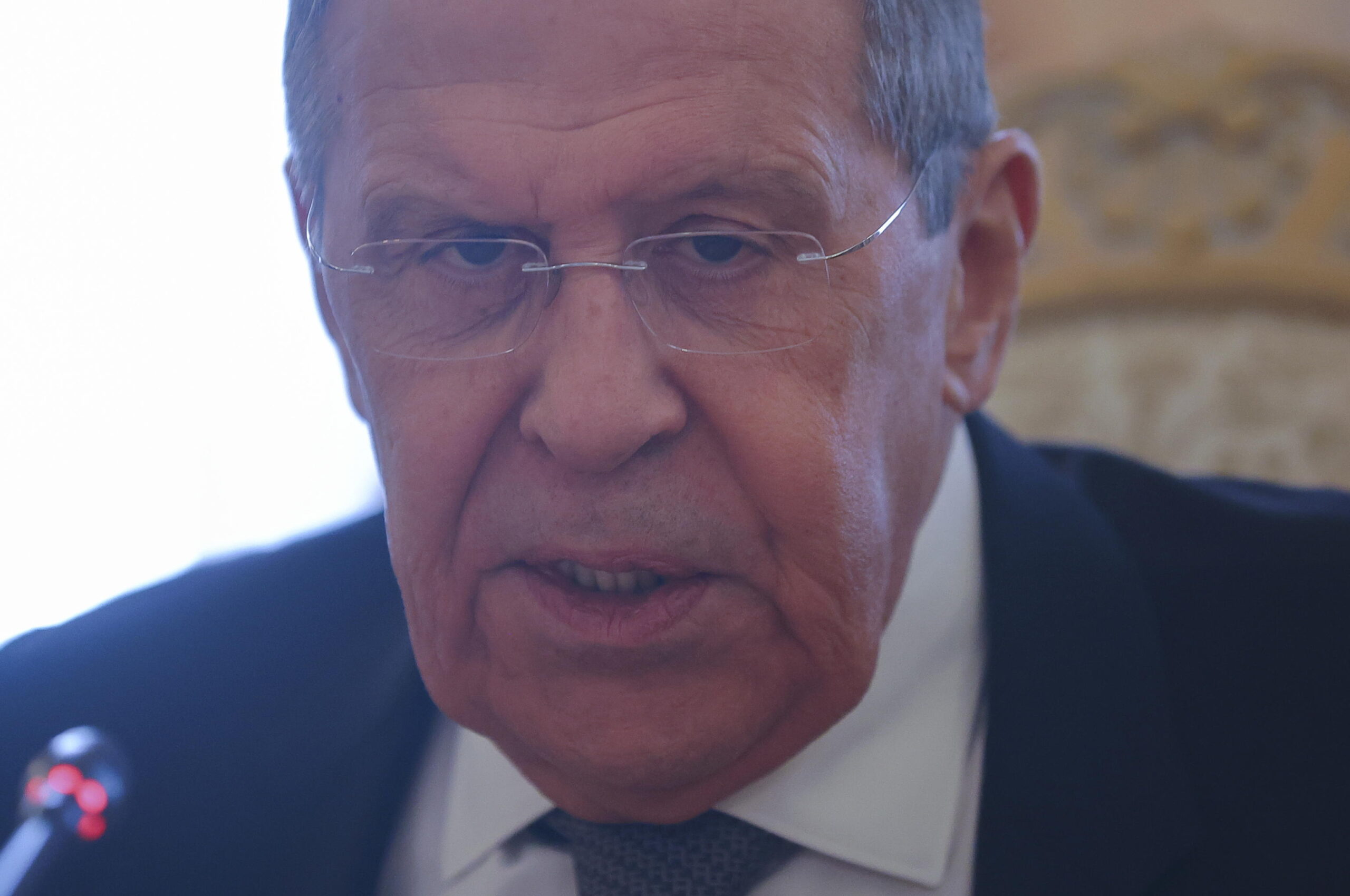 Lavrov: “non vogliamo cambio di regime ma sicurezza per l’Est del Paese”