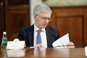 Bce, Franco: “rialzo dei tassi deve avvenire senza tensioni”