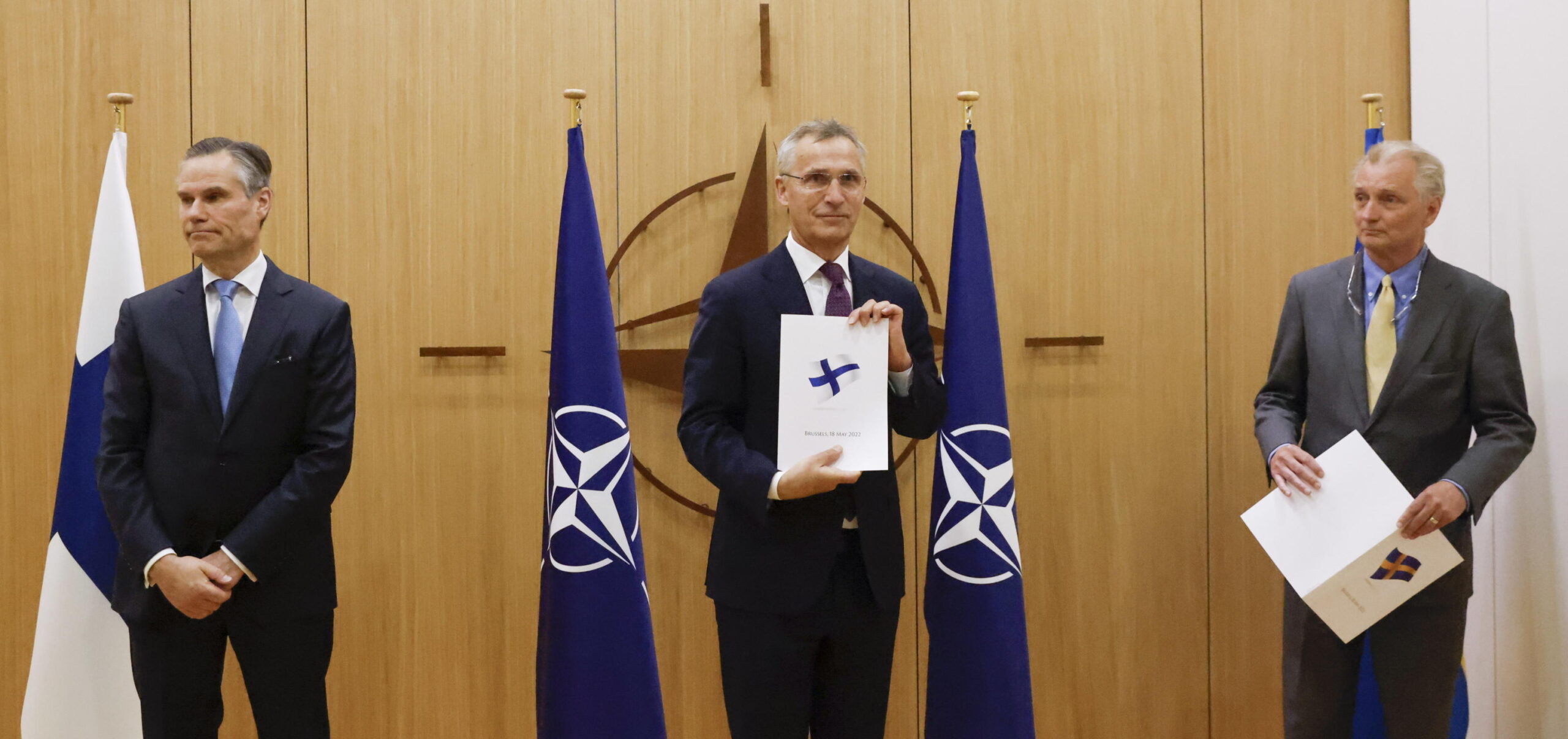 Finlandia e Svezia a Bruxelles, presentata domanda adesione Nato