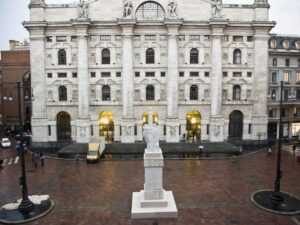 Avvio misto per le Borse europee dopo la crisi di Governo italiana e l’impeachment a Trump. Poco mossa Piazza Affari