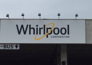 Whirlpool, confermata la chiusura per il sito di Napoli