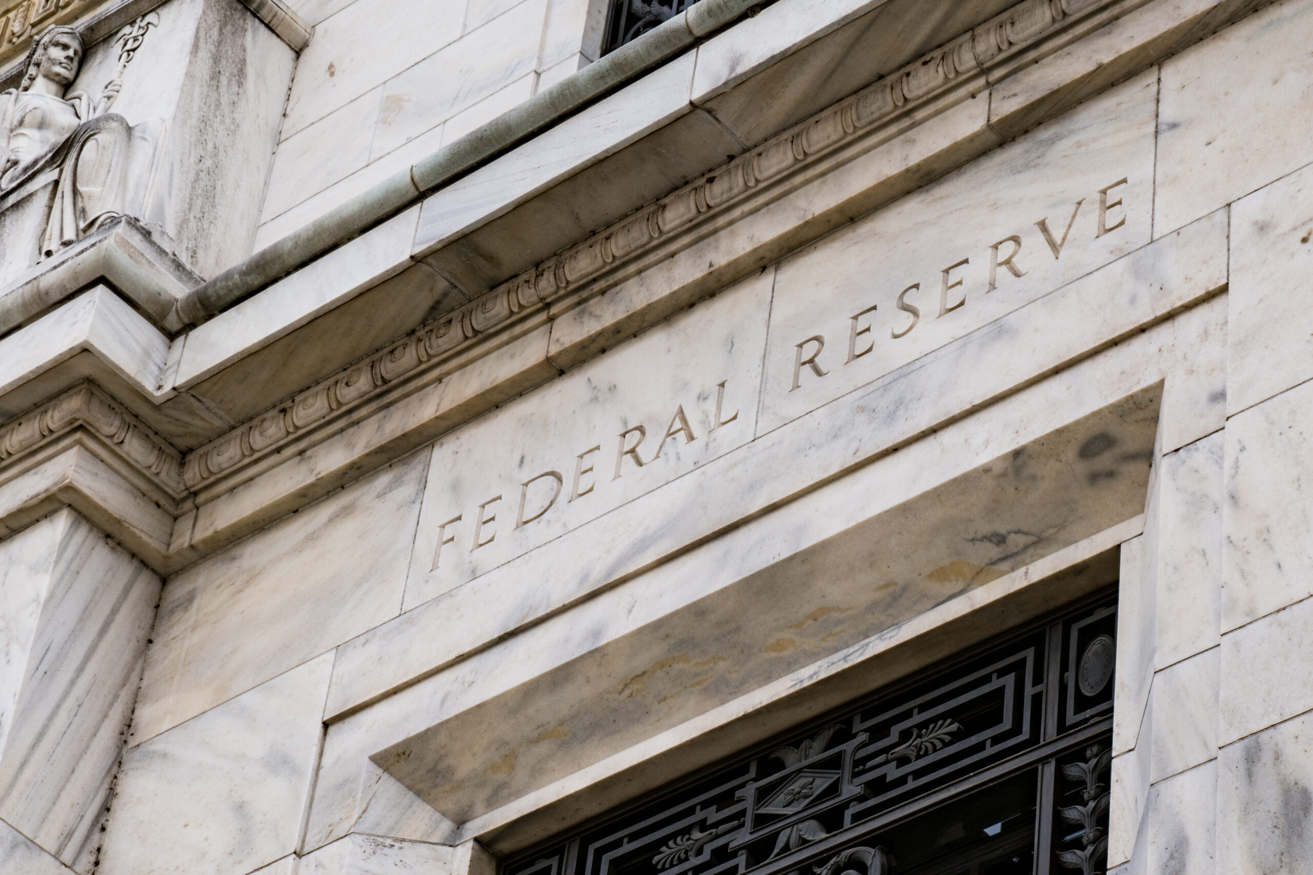 La Fed alza i tassi di un quarto di punto. Powell: “ridurremo la dimensione del nostro bilancio”