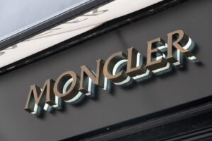 Moncler, ricavi a 590 milioni nel primo trimestre 2022