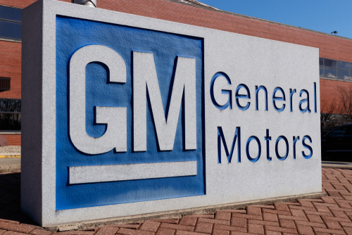 GM taglia le previsioni per i veicoli elettrici per il 2024