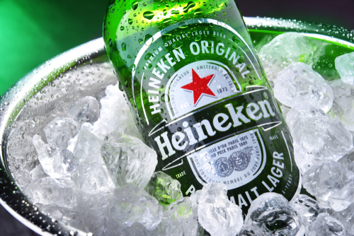 Heineken, nel primo trimestre salgono i ricavi ma scende l’utile netto
