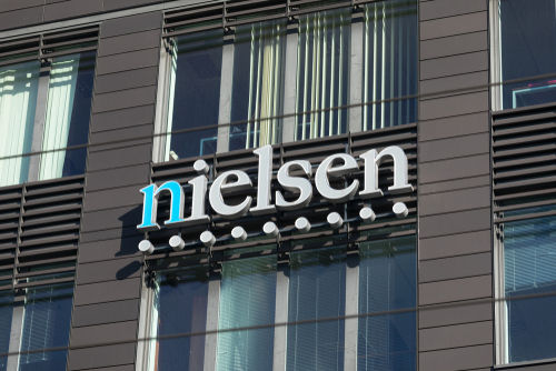 Nielsen, in calo ad agosto il mercato pubblicitario: investimenti a -0,4%. Positivo il saldo totale dei primi 8 mesi