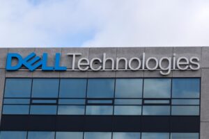 Dell, +16% per i ricavi trimestrali. Utili record