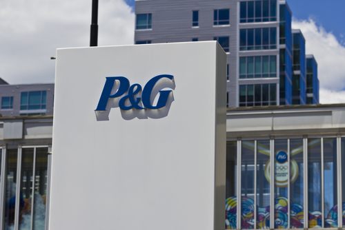 P&G alza le stime sugli utili. +1% per le vendite trimestrali ma sotto le attese