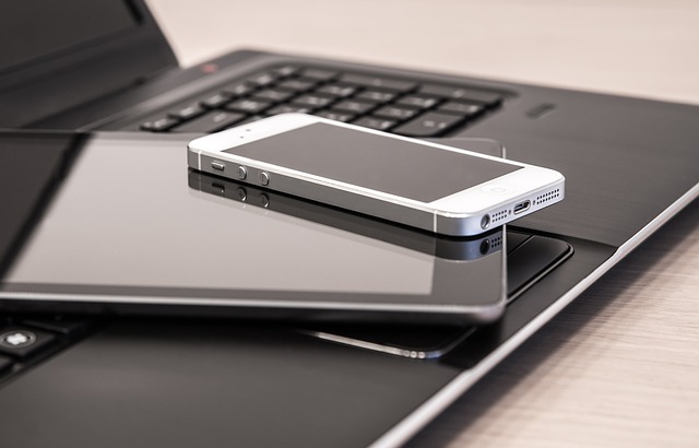 Tra Smartphone e Tablet, i consumatori che non conoscono il mondo pre-digital