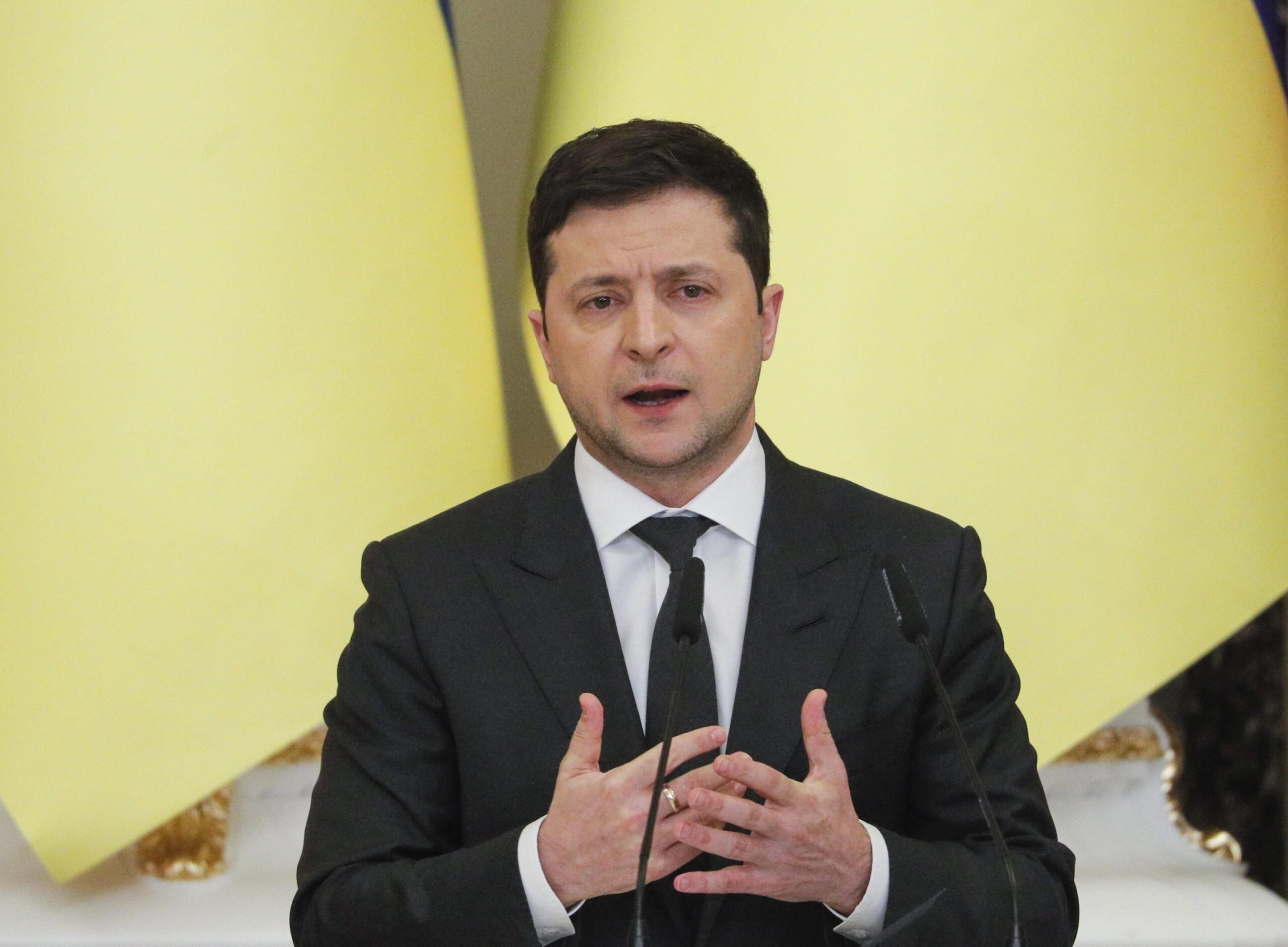 Zelensky: “stanotte attaccheranno”
