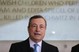 Draghi incontra Bennett a Gerusalemme: “Israele Paese amico”