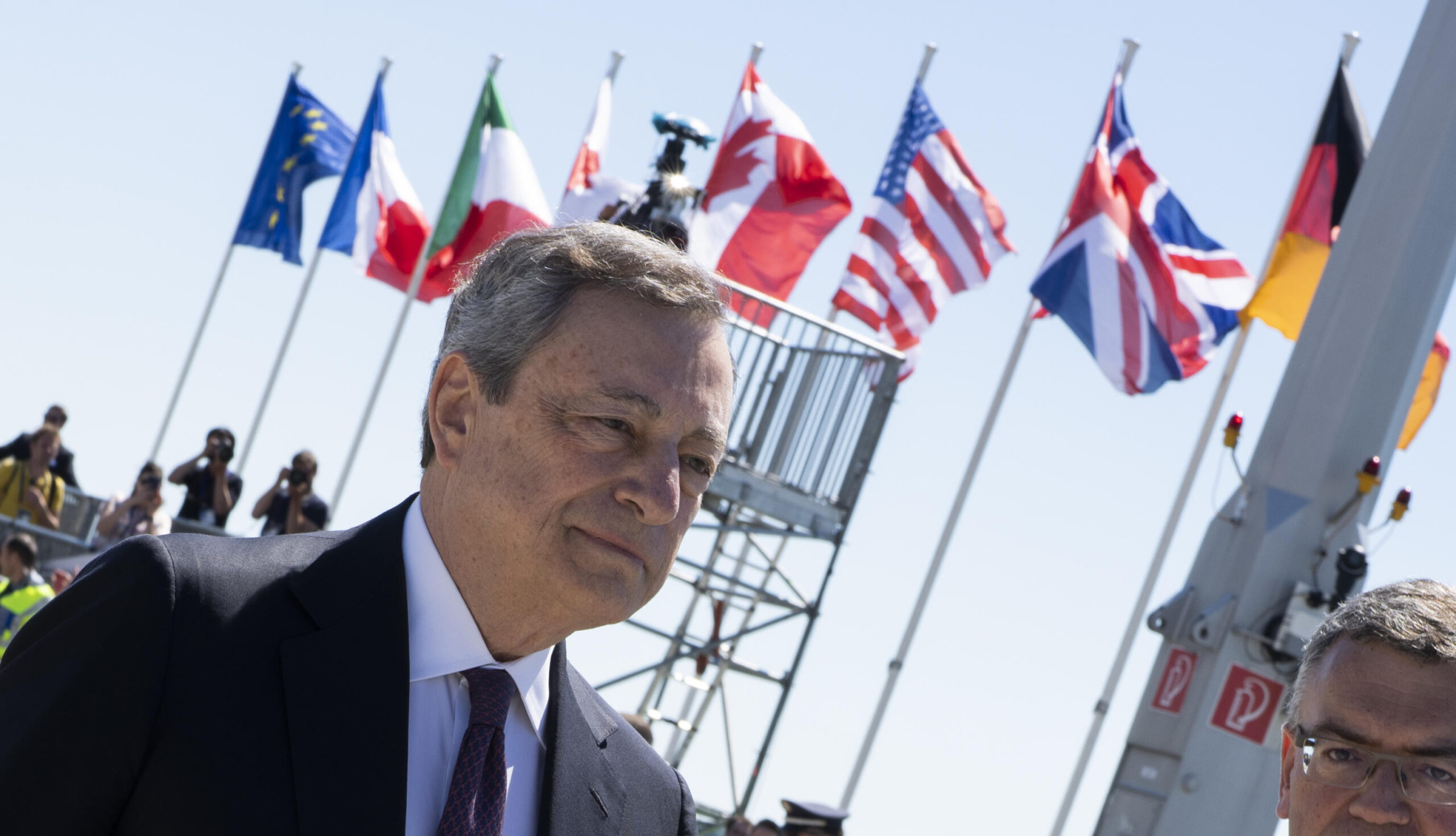 G7, Draghi: “price cap su petrolio ha ragioni geopolitiche, non solo economiche”