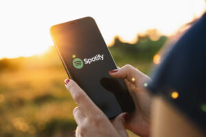 Spotify ha acquisito Sonantic, l’AI che “ricrea” le voci umane