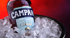 Campari, giro d’affari di 1,25 miliardi nel primo semestre. Battute le attese