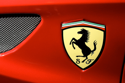 Arriva Purosangue, il primo suv di Ferrari