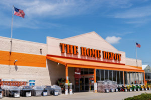 Home Depot: utile da 5,17 miliardi. Previsioni superate ma outlook resta