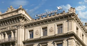 Credit Suisse, debolezze nei controlli interni. Il titolo affonda in Borsa