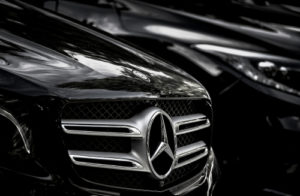 Mercedes-Benz, è boom per l’elettrico
