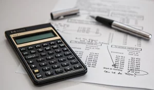 L’aumento dei prezzi spinge l’Iva: 10 miliardi in più al fisco