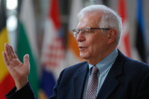 Gas, Borrell: “risparmiare subito, Mosca non aspetterà”