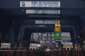 Regno Unito, 8 giorni di sciopero per i portuali di Felixstowe
