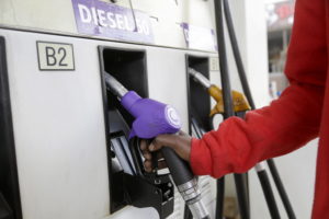 Carburanti: continua a salire il diesel, giù la benzina