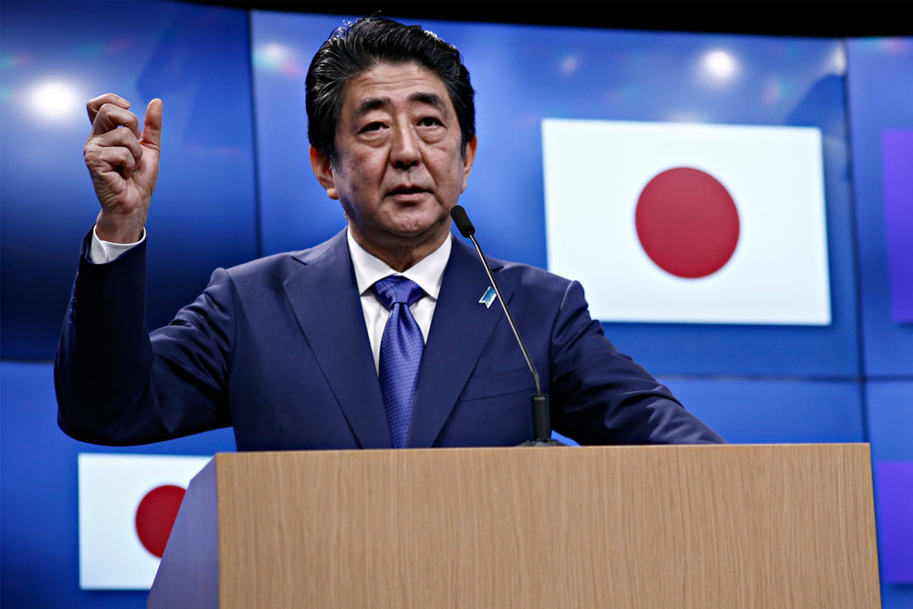 Giappone, attentato per l’ex premier Abe. E’ morto