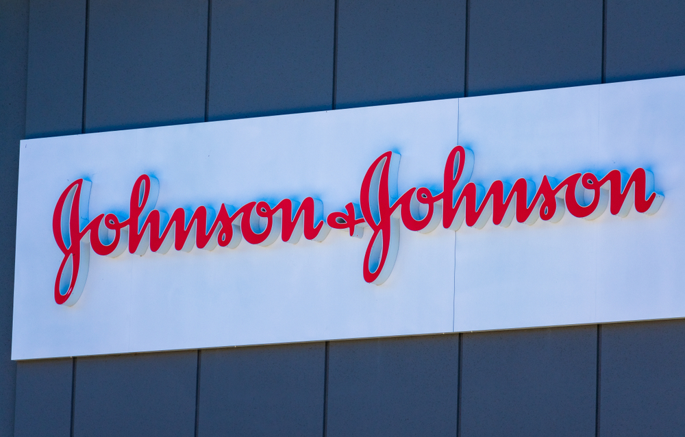 Johnson & Johnson: vendite migliori del previsto. Ma outlook abbassato