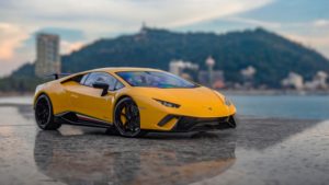 Lamborghini, semestre da record: fatturato +30,6% a 1,3 mld. L’utile operativo vola a +69%