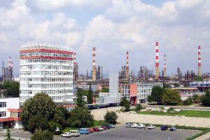 Enel: Putin approva cessione controllata russa a Lukoil