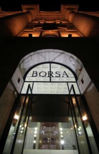 I crac bancari affossano le Borse: Milano -1,64%
