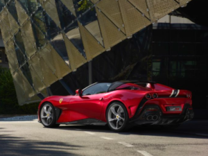 Ecco la Ferrari SP51: gioiello in unico esemplare, ispirato alla V12