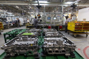 Stellantis, nuova vita per la fabbrica delle Peugeot. Sarà modello per l’Italia