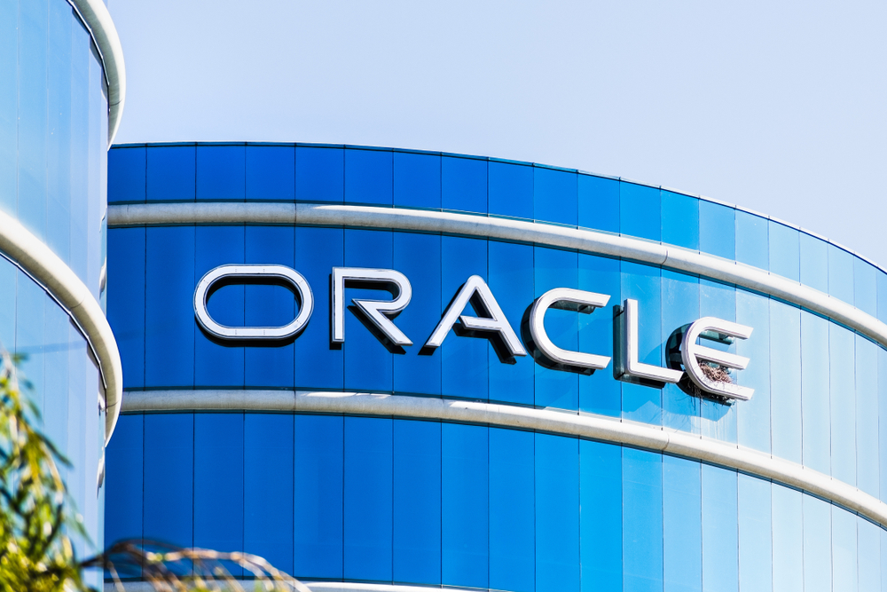Oracle: utile oltre un miliardo e mezzo, in calo del 37%