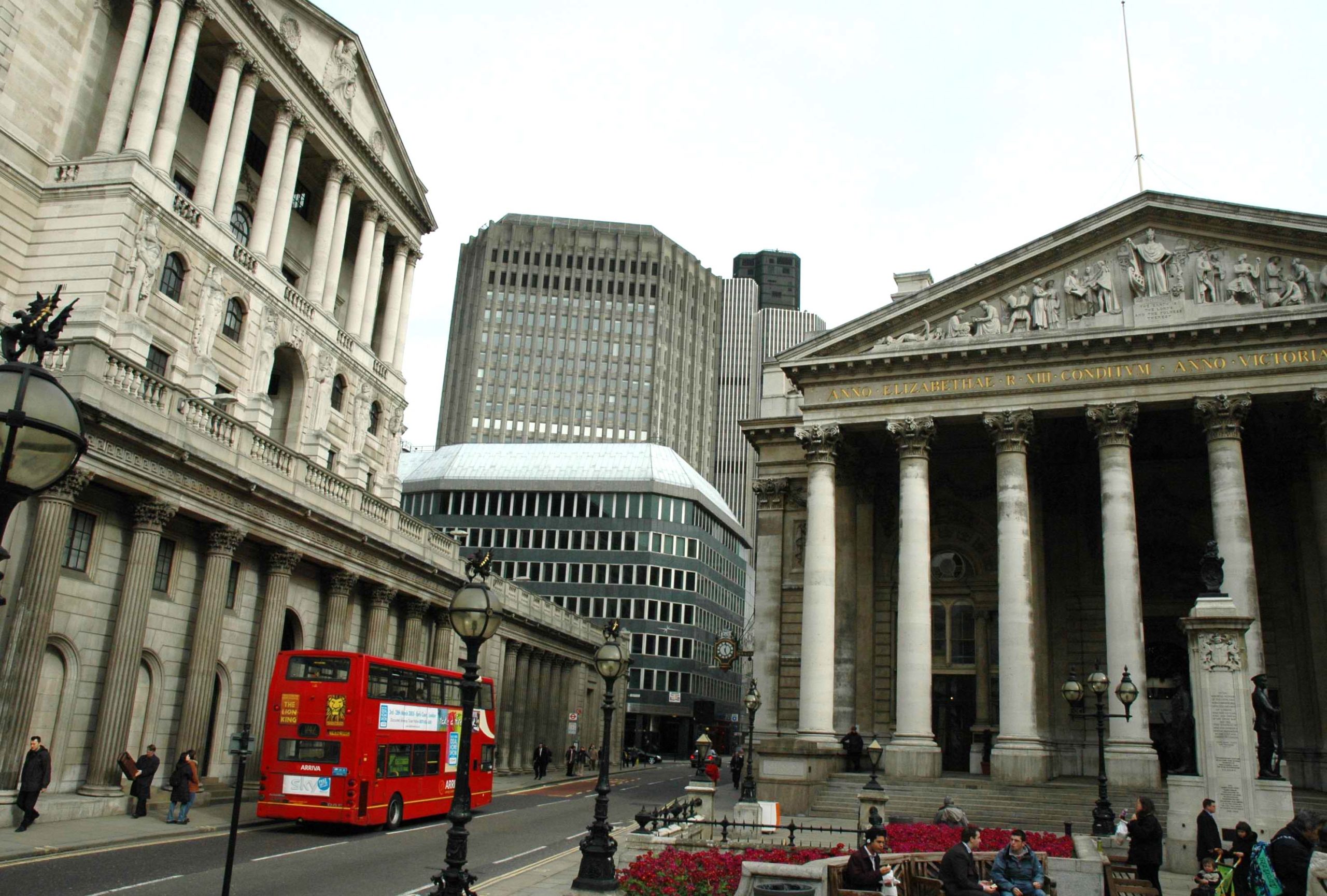 BoE annuncia misure aggiuntive a sostegno del mercato