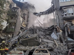 Zaporizhzhia sotto le bombe russe: 17 morti