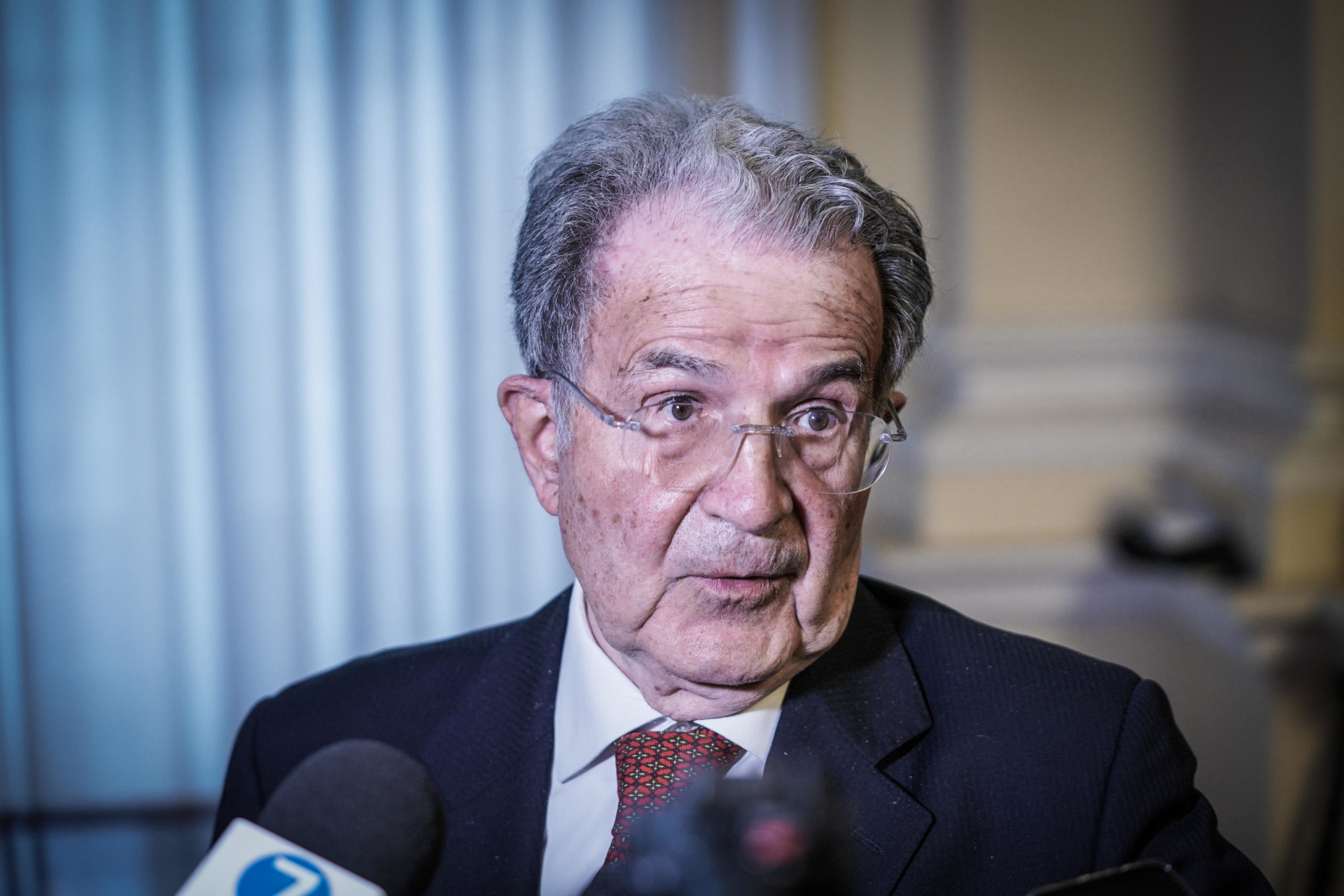 Prodi: “Il guidizio internazionale è peggiore della realtà. Problema serio”