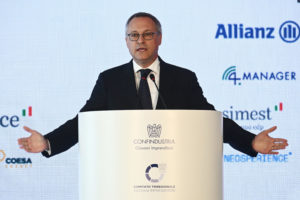 Crisi energia, Bonomi: “Trovare 50 miliardi o le imprese chiudono”