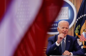 Usa, emergenza covid prorogata di altri tre mesi