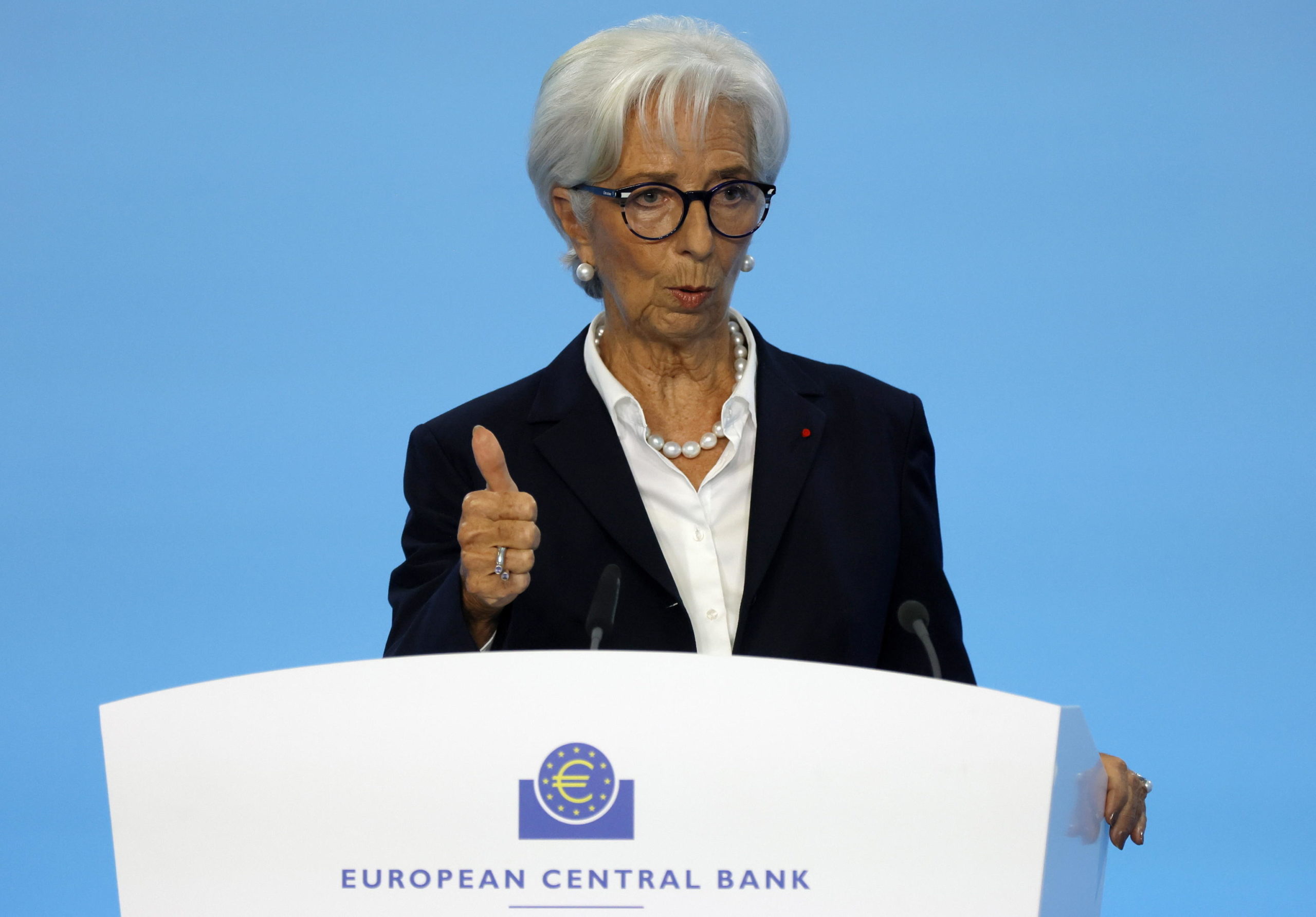 Bce, Lagarde: “Altri aumenti di tassi decisi in base a tre principi”