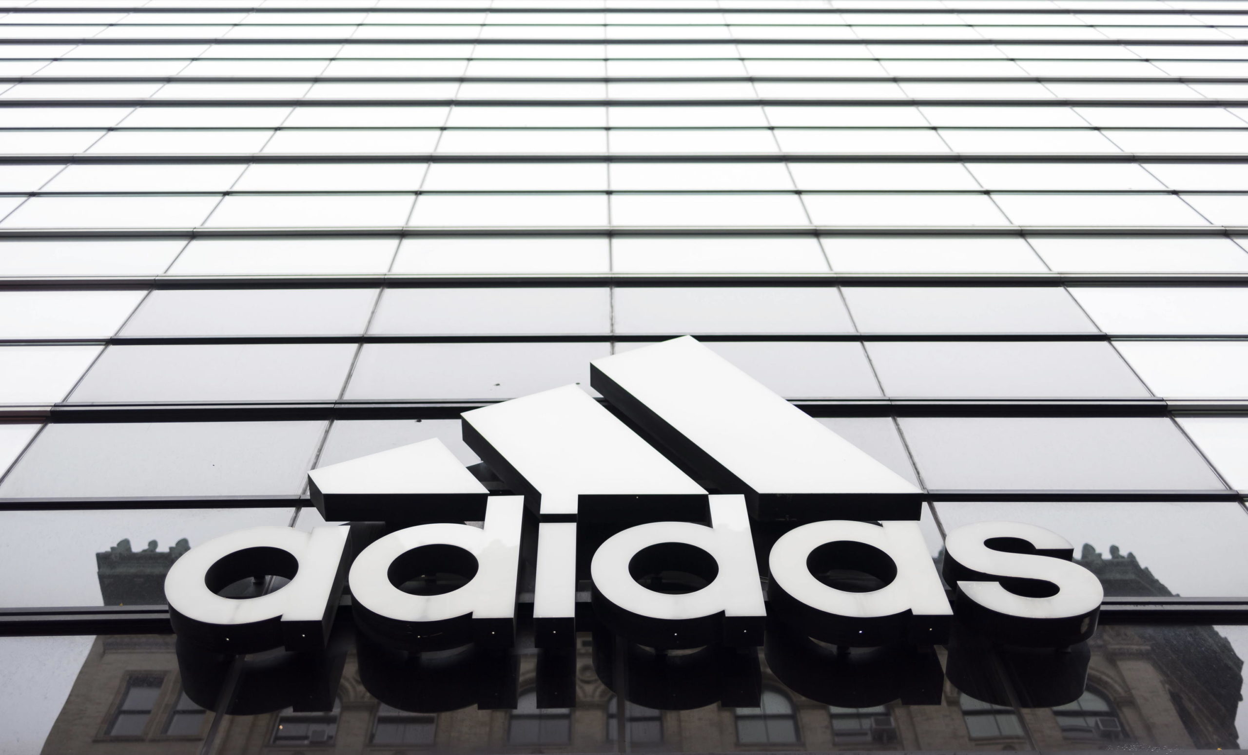 #Payyourworkers, il riot contro Adidas