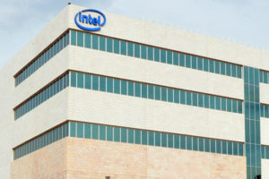 Intel: accordo con Ericsson per realizzare un nuovo chip
