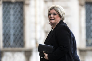 Opzione Donna, la ministra Calderone: “eliminare il riferimento ai figli è una ipotesi”