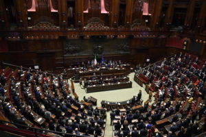 Salario minimo, ok della Camera alla sospensiva. Rinvio ad ottobre
