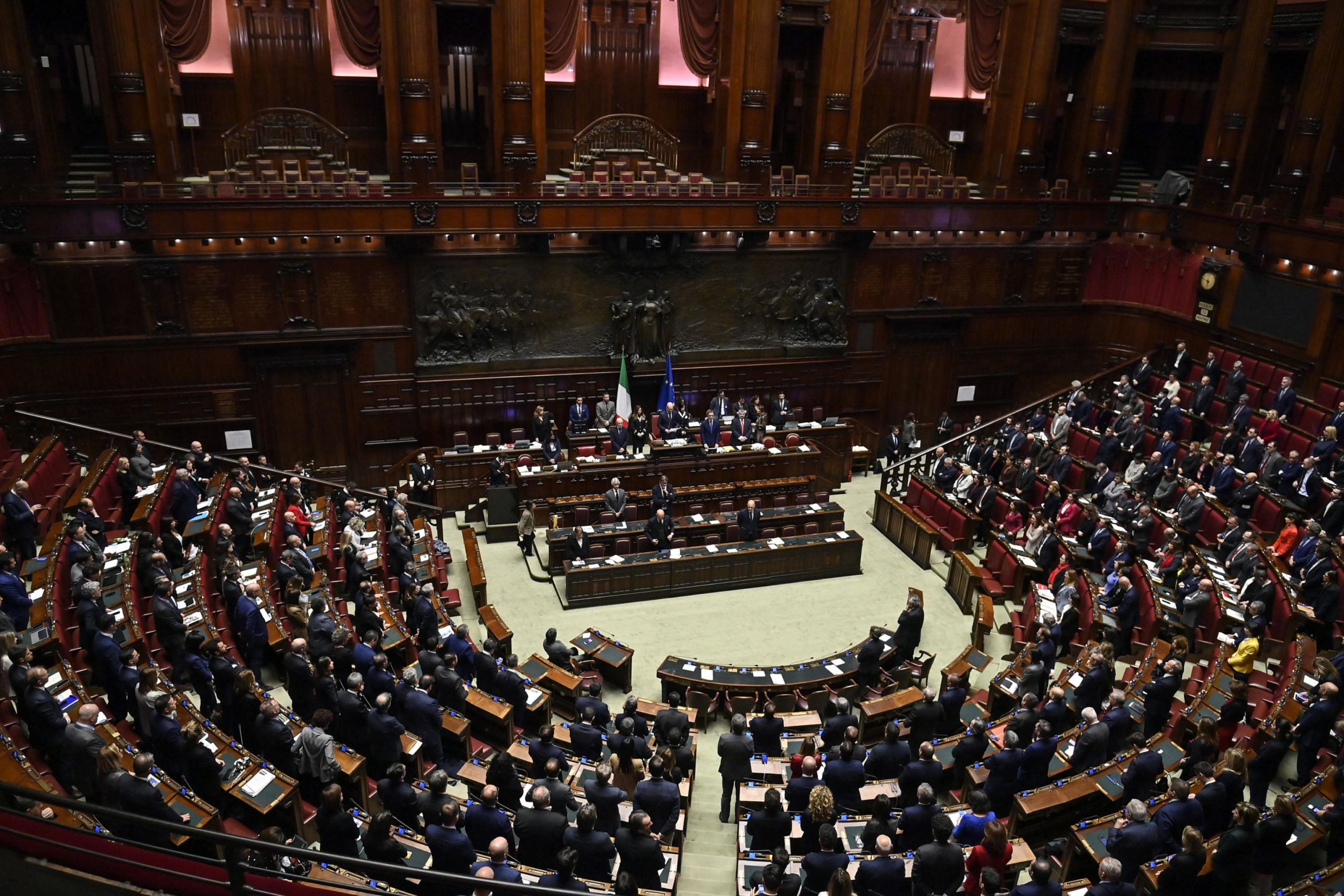 Manovra in parlamento: 156 articoli e 16 capitoli
