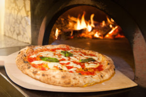 Pizza napoletana, arriva norma Ue. Coldiretti: “Tutelato patrimonio”