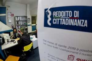 Catania, scovati altri furbetti del reddito di cittadinanza. Denunciate 267 persone