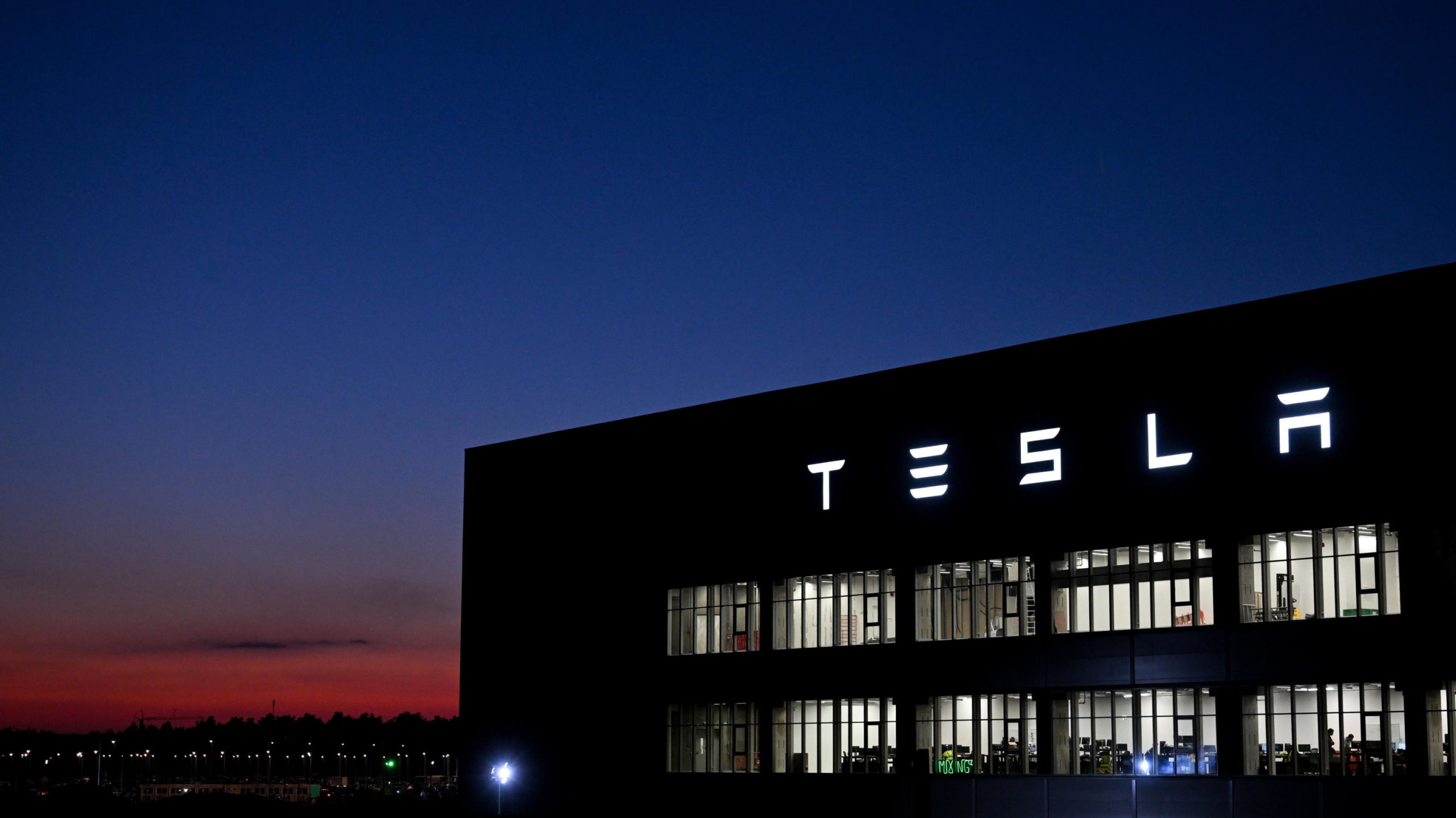 Tesla, consegne record trimestrali: +4% t/t e +36% a/a